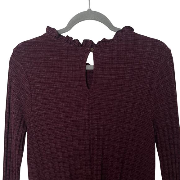 Altar'd State Tunic Blouse Size L Maroon Peplum Hem Checkered Knit Boho Top A&M - Picture 6 of 11